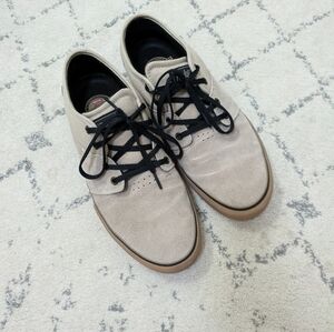 Globe Men's Motley Mid Skate Shoe